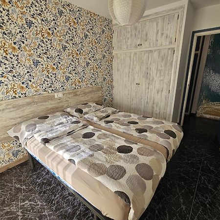 Acogedor Apartamento. Салоу Экстерьер фото